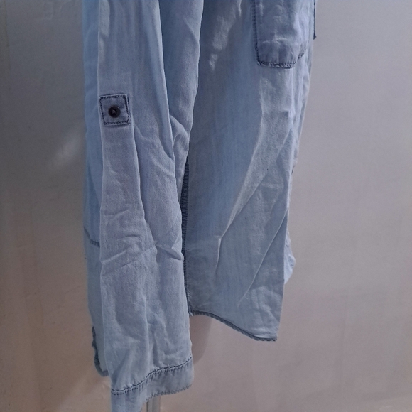 RW&CO | Light blue casual button up long sleeved shirt - Picture 4 of 9